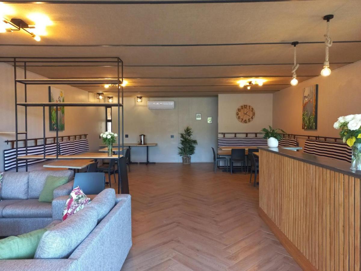 Le Bezz Guesthouse باليتو المظهر الخارجي الصورة