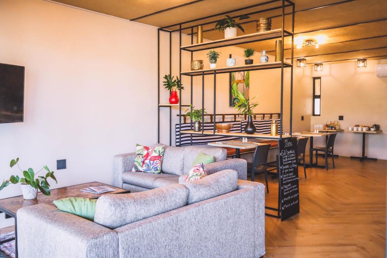 Le Bezz Guesthouse باليتو المظهر الخارجي الصورة